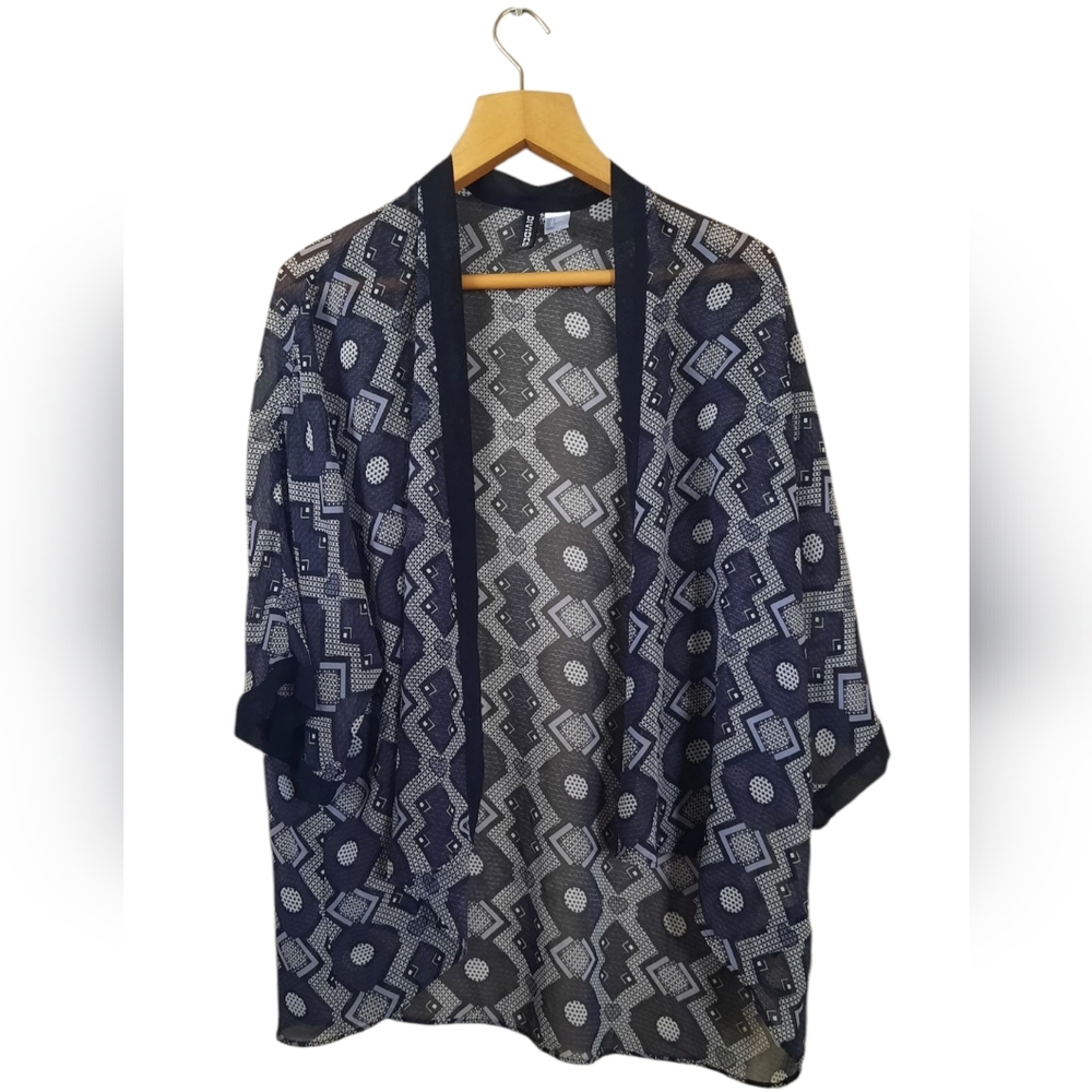 Divided Geometric Sheer Kimono Boho Bohemian Chic Eclectic